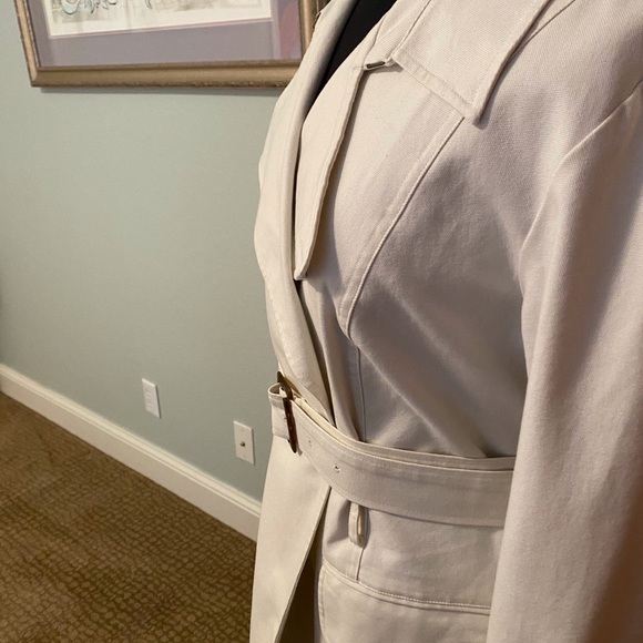 Talbots Lined White Belted Rain oat - Picture 7 of 8